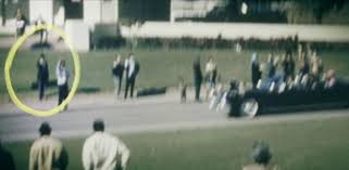 Why Conspiracy Theorists Are So Obsessed With JFK's "Umbrella Man" | Jfk,  Jfk assassination, Kennedy assassination
